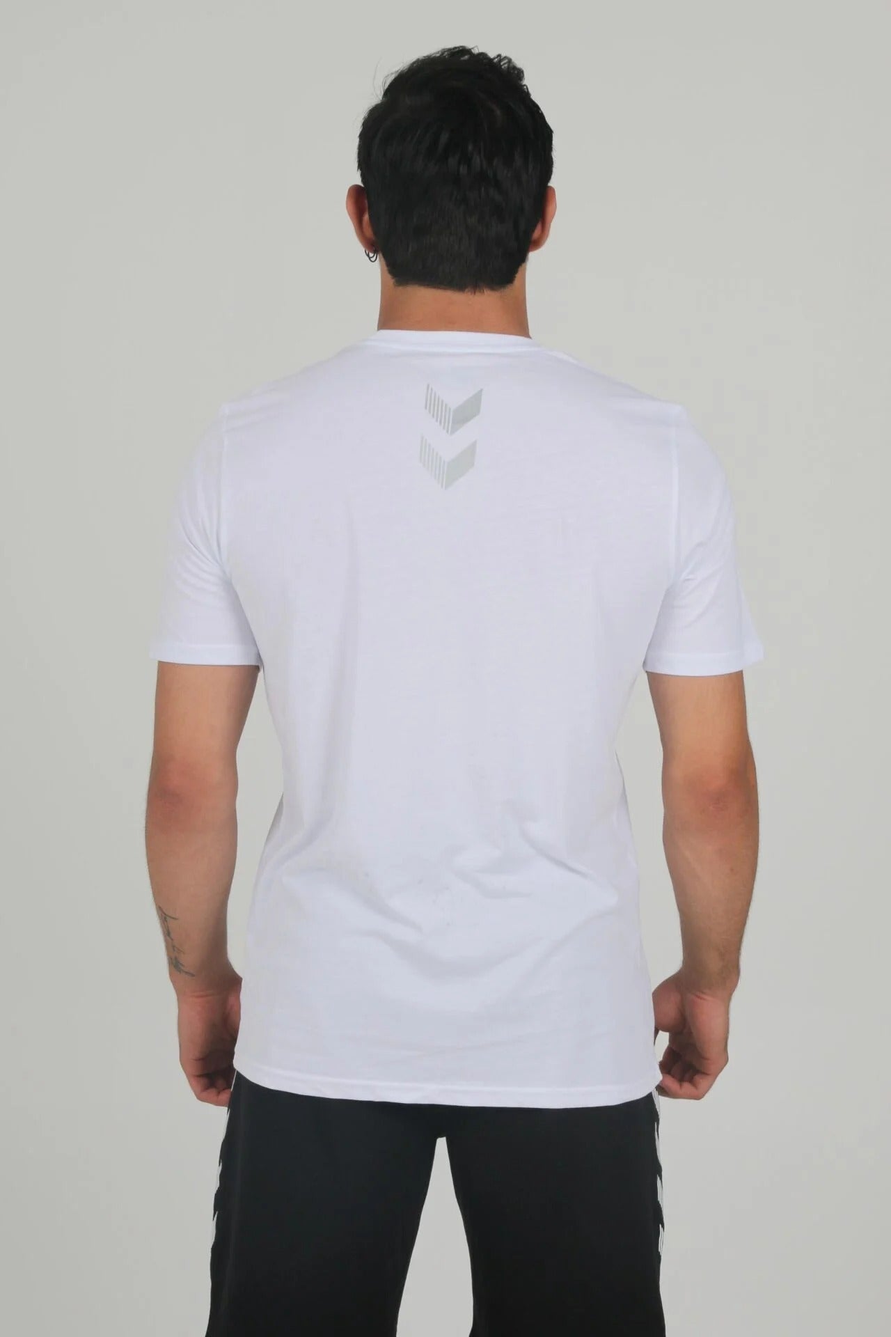 Hummel 912054 Armin Pamuklu Beyaz Antrenman Tişört