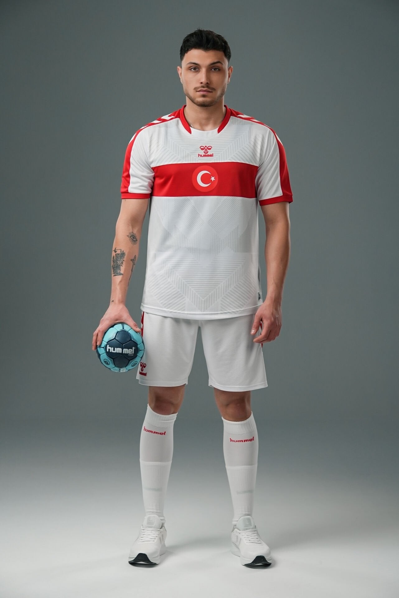 Hummel Milli Takım Forma 2025-2026 Beyaz