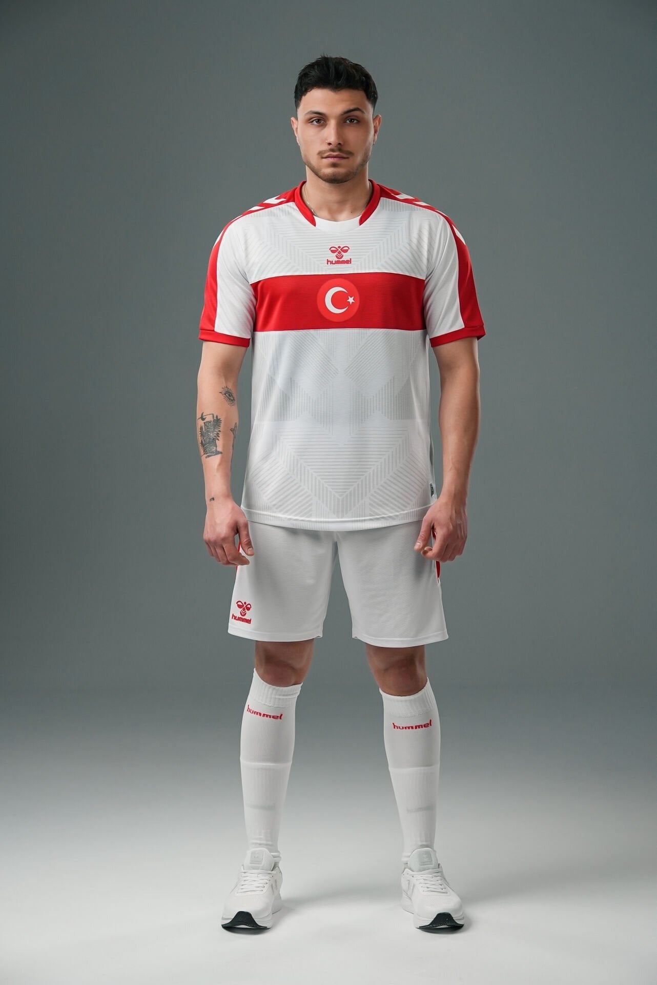 Hummel Milli Takım Forma 2025-2026 Beyaz