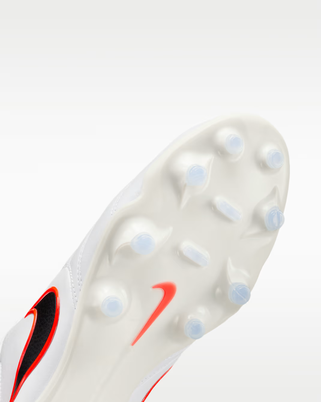 Nike HQ3158 Tiempo Ligera PRO FG Krampon