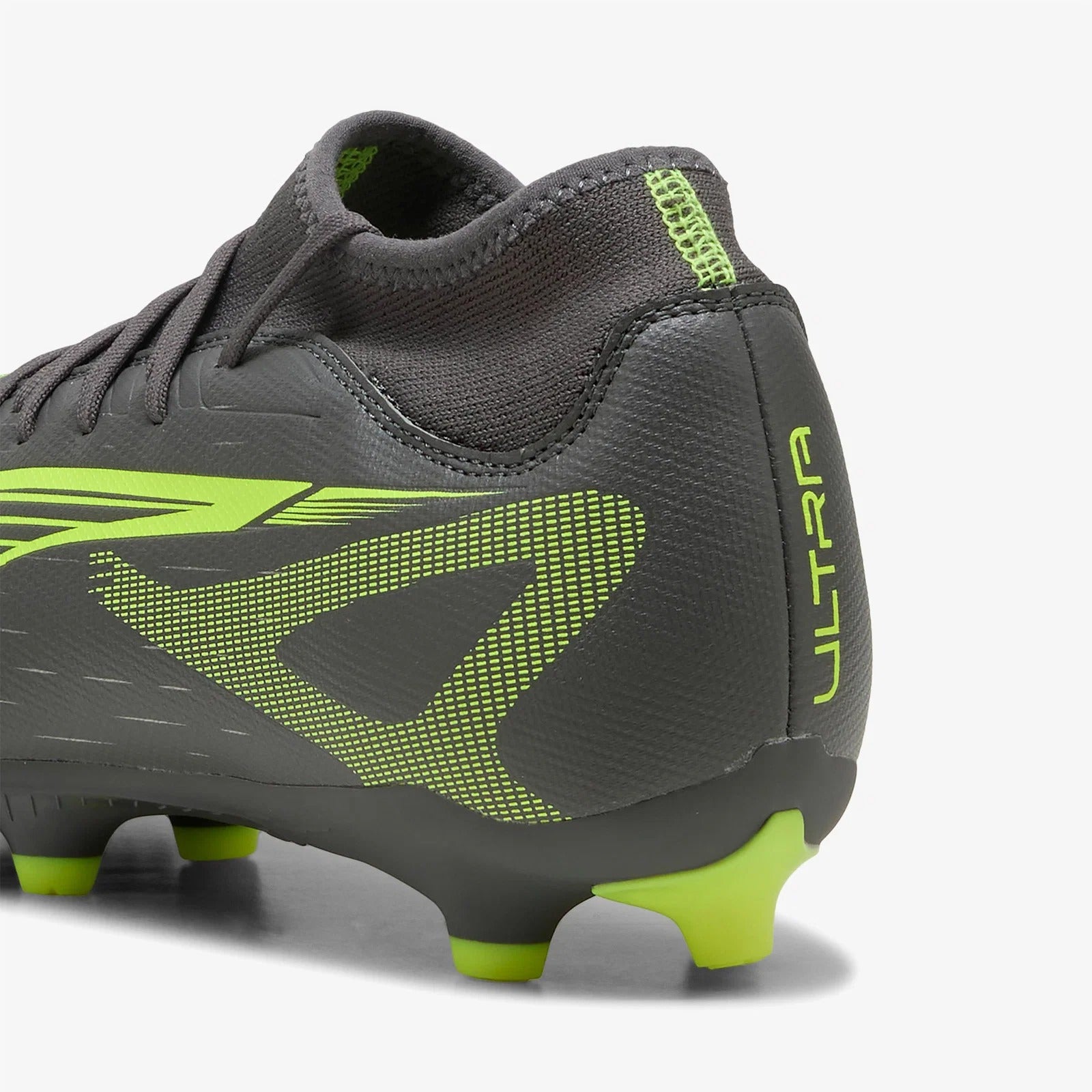 Puma 108168-03 ULTRA 5 PLAY+ FG/AG  Krampon
