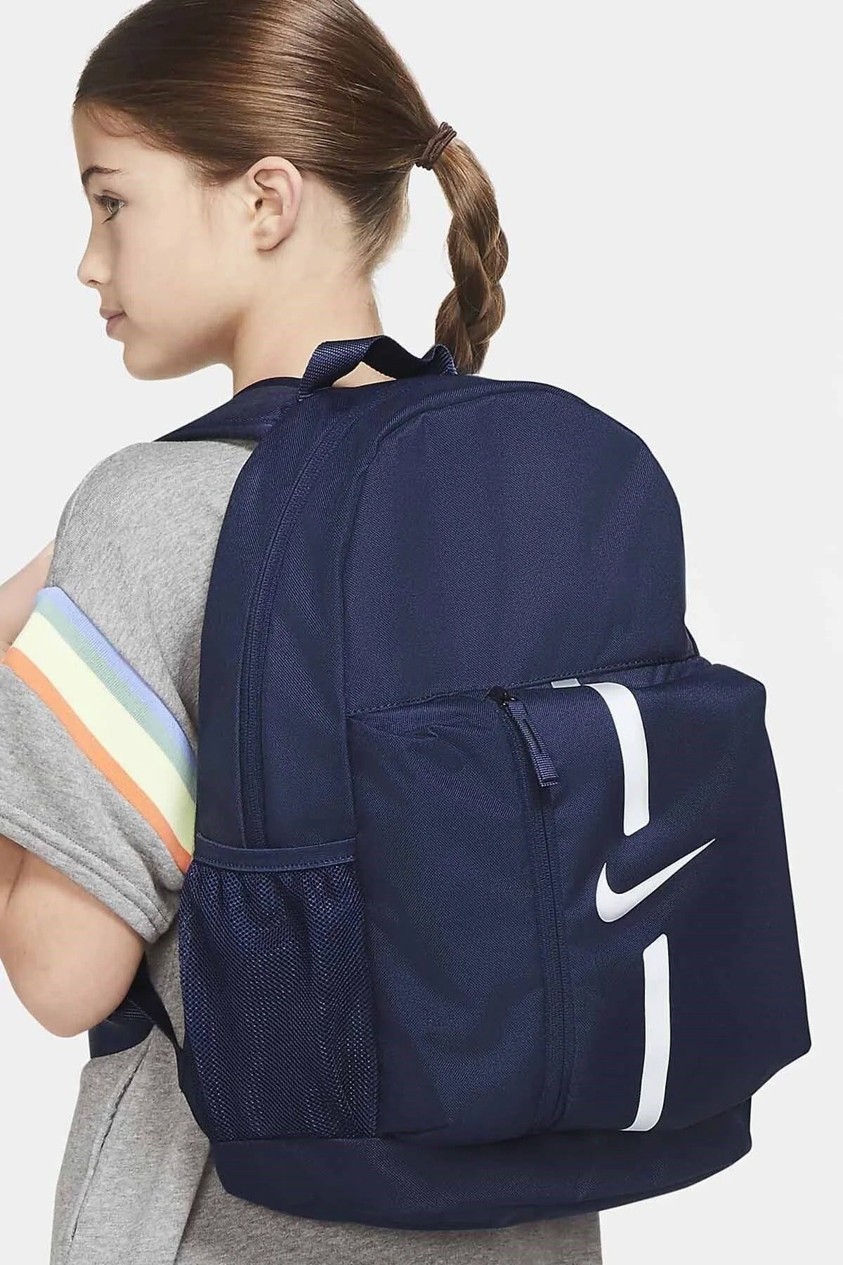 Y NK ACDMY TEAM BKPK 22 Litre MIDNIGHT NAVY/BLACK/WHITE